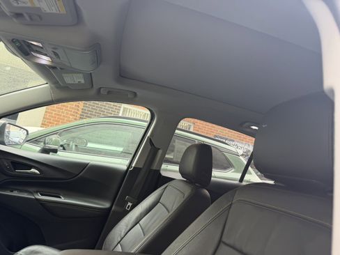 Used 2020 Chevrolet Equinox Premier image 6