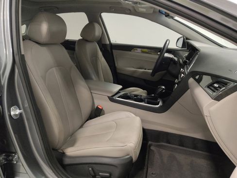 Used 2018 Hyundai Sonata Limited w/ Ultimate Package 07 FWD image 21