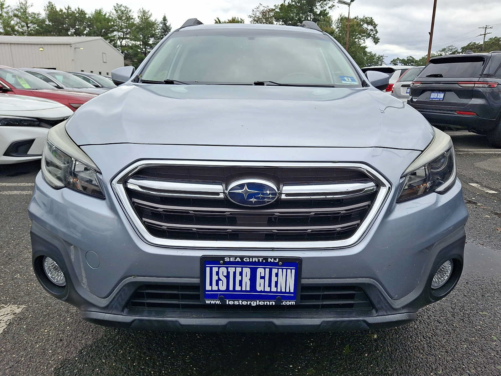 Used 2018 Subaru Outback 2.5i Premium AWD/4WD image 2