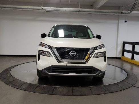 Used 2023 Nissan Rogue SL AWD/4WD image 3