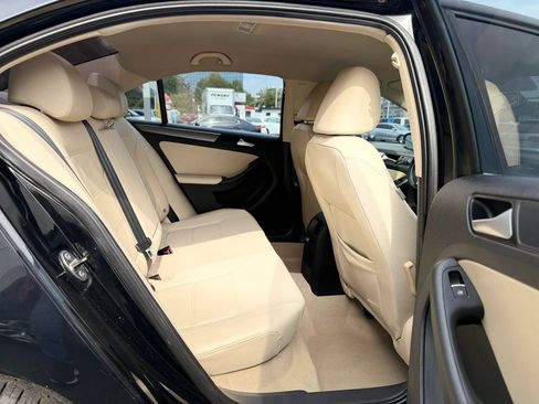Used 2014 Volkswagen Jetta TDI FWD image 28