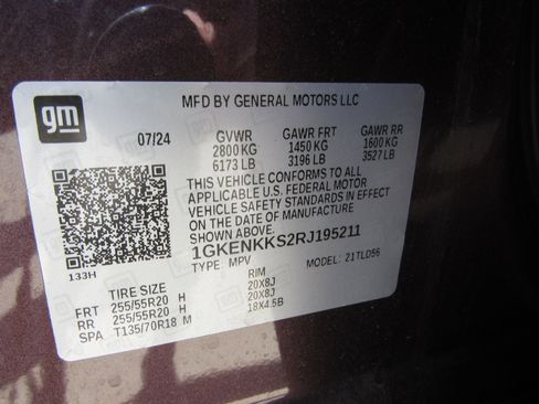 Used 2024 GMC Acadia Elevation w/ Luxury Package FWD image 6