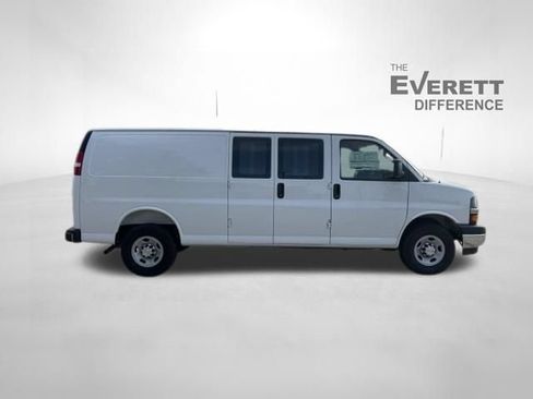 New 2026 Chevrolet Express 3500 Extended w/ Driver Convenience Package RWD image 8