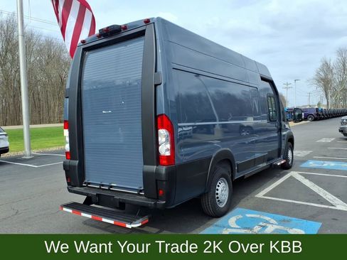 Used 2024 RAM ProMaster 3500 FWD image 4