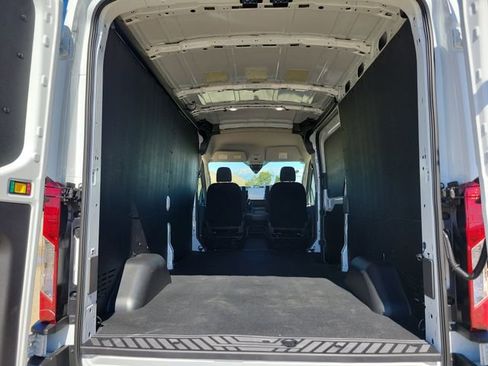 New 2026 Ford Transit 250 148 Medium Roof image 20