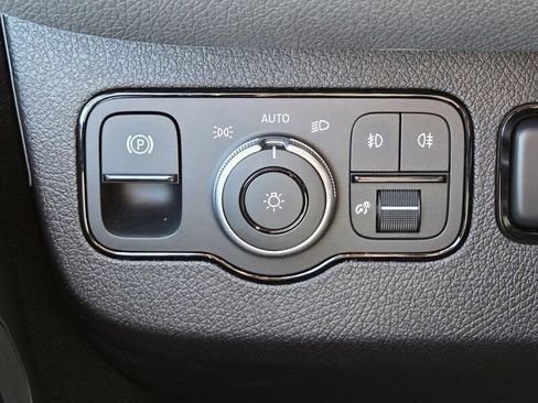 New 2026 Mercedes-Benz Sprinter 2500 image 36