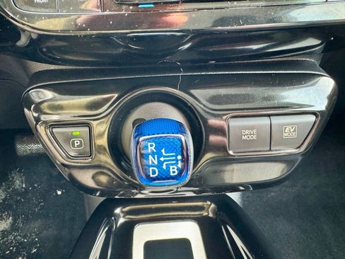 Used 2016 Toyota Prius Three w/ Protection Package image 18