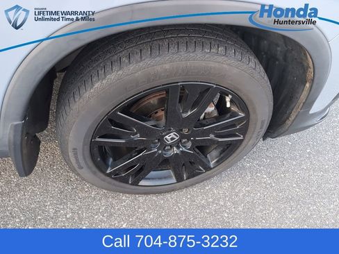 Used 2022 Honda Pilot Black Edition image 9