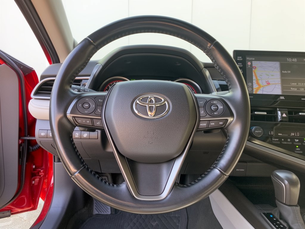 Used 2022 Toyota Camry XSE w/ Navigation Package FWD image 10