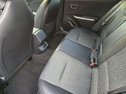 New 2025 Kia K4 GT-Line image 19