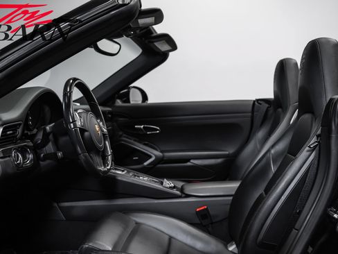 Used 2016 Porsche 911 Carrera Black Edition RWD image 32