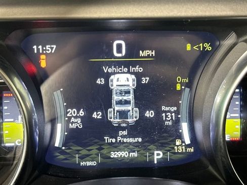 Used 2023 Jeep Wrangler Unlimited w/ Cold Weather Group image 18