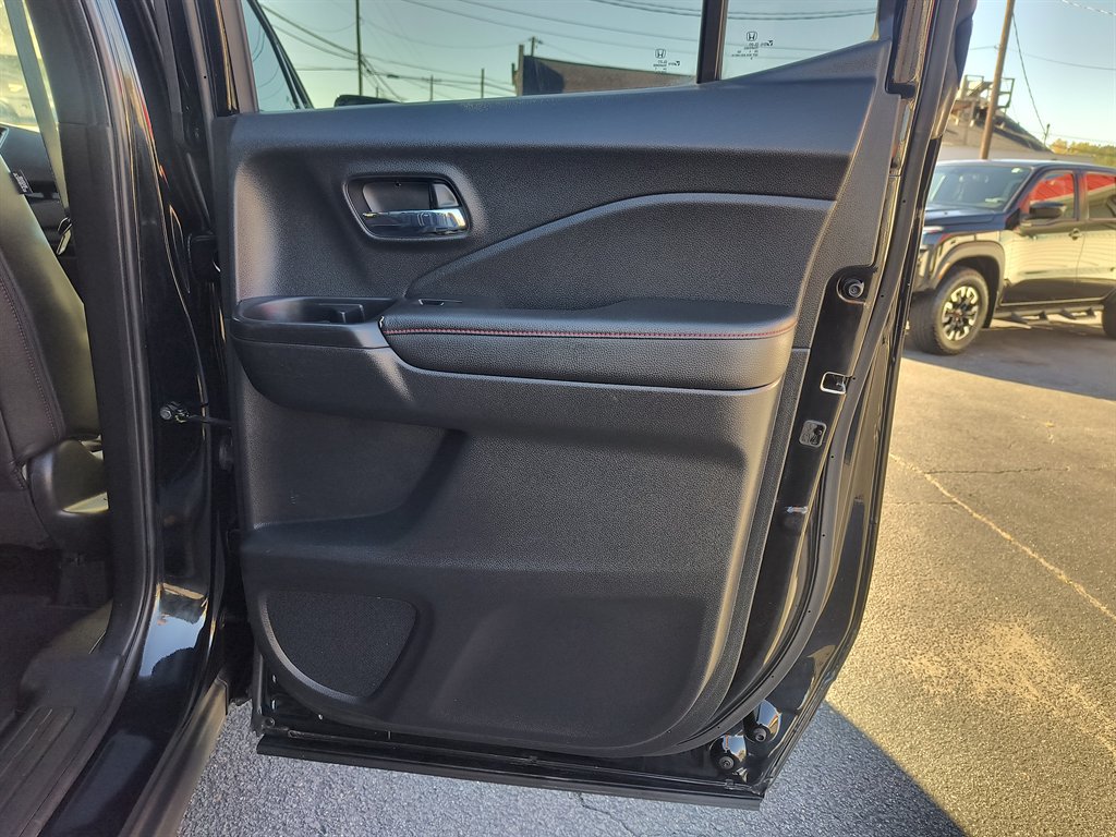 Used 2021 Honda Ridgeline Black Edition image 24