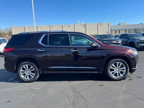 Certified 2020 Chevrolet Traverse High Country w/ LPO, Floor Liner Package AWD/4WD image 5
