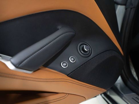 Used 2016 Ferrari California T RWD image 36