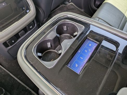 Used 2024 Lincoln Navigator L Black Label image 16