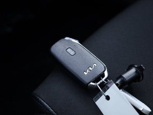 Certified 2023 Kia Forte GT image 27