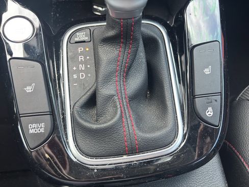 Used 2022 Kia Soul Turbo image 10