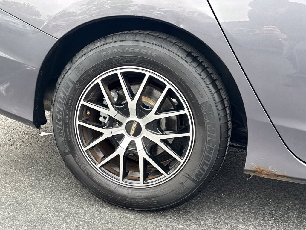 Used 2014 Honda Accord LX image 9