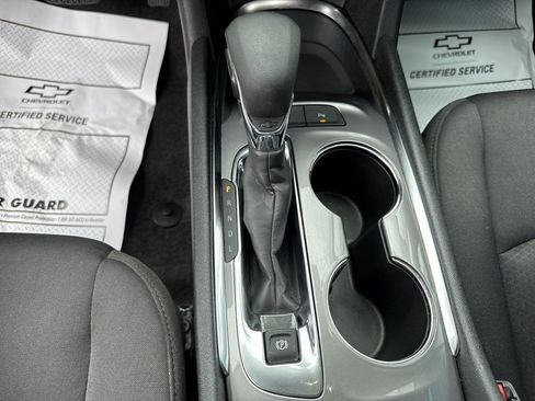 Used 2025 Chevrolet Malibu LT image 7