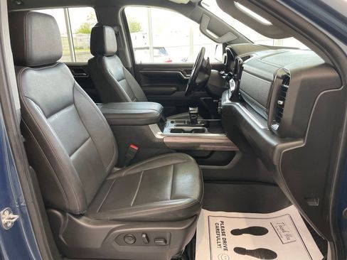 Used 2024 Chevrolet Silverado 1500 LTZ AWD/4WD image 15