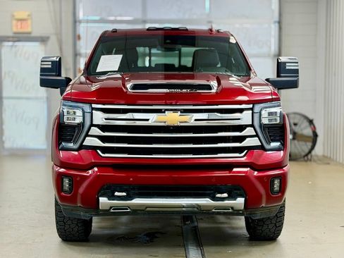 Used 2024 Chevrolet Silverado 3500 High Country w/ Z71 Off-Road Package AWD/4WD image 2