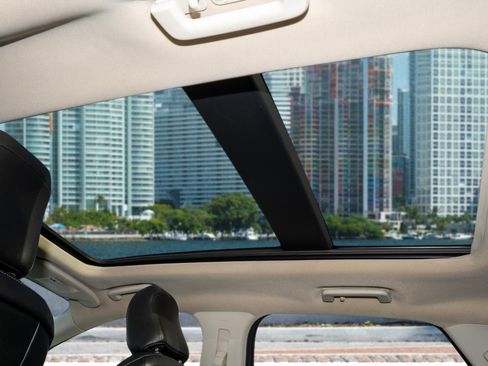 Used 2020 Ford Edge SEL w/ Convenience Package image 14