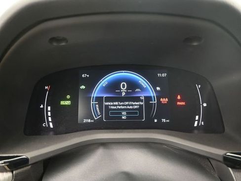 Used 2026 Toyota Camry SE image 8