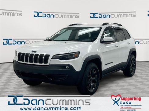 Used 2020 Jeep Cherokee Latitude image 1
