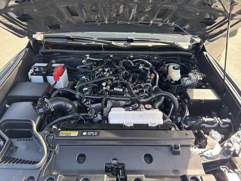 Used 2025 Toyota 4Runner SR5 image 30