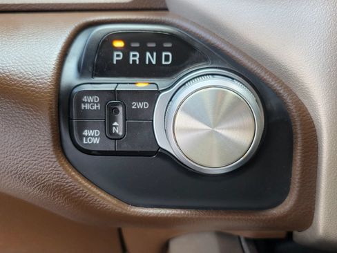 Used 2019 RAM 2500 Laramie AWD/4WD image 16