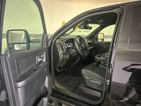New 2026 RAM 2500 Tradesman AWD/4WD image 23