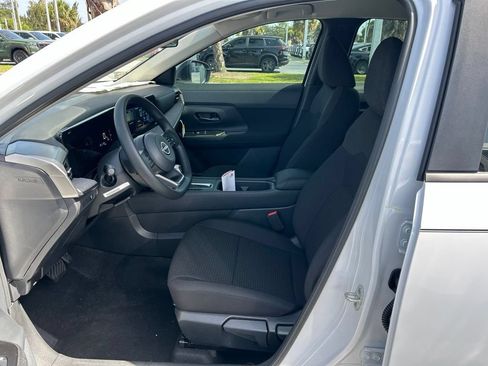 New 2026 Nissan Kicks S FWD image 16