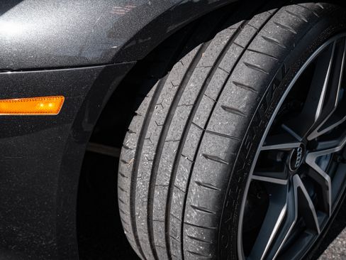 Used 2017 Audi R8 V10 plus image 14