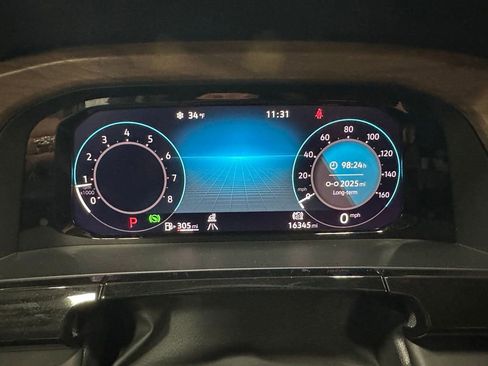 Used 2025 Volkswagen Atlas SE image 23