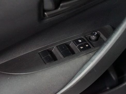 Used 2024 Toyota Corolla LE FWD image 28