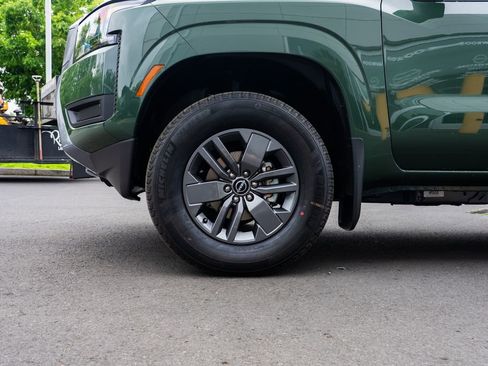 New 2026 Nissan Frontier SV w/ Tow Package AWD/4WD image 7