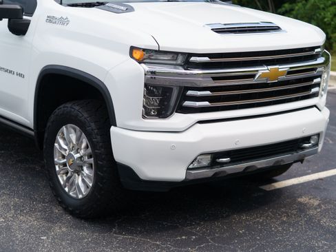 Used 2021 Chevrolet Silverado 2500 High Country w/ Z71 Off-Road Package AWD/4WD image 37