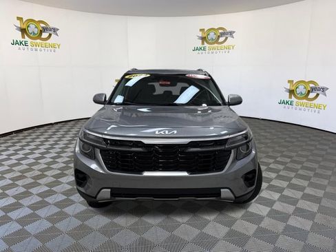 Used 2024 Kia Seltos S AWD/4WD image 3