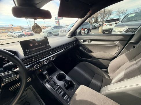 Used 2023 Honda Civic Sport image 23