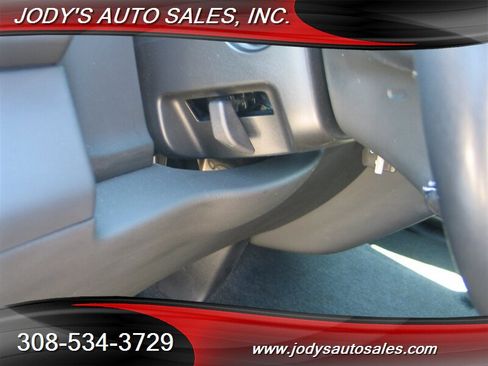 Used 2018 Chevrolet Tahoe LS w/ Skid Plate Package AWD/4WD image 9