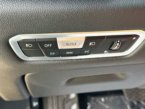 Used 2021 BMW X6 xDrive40i w/ Premium Package 2 image 11