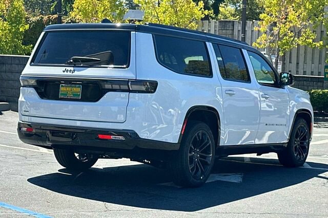New 2026 Jeep Grand Wagoneer L Summit AWD/4WD image 4