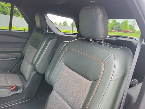Used 2023 Ford Explorer Timberline AWD/4WD image 12