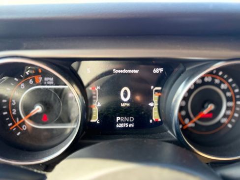 Used 2021 Jeep Gladiator Sport AWD/4WD image 11