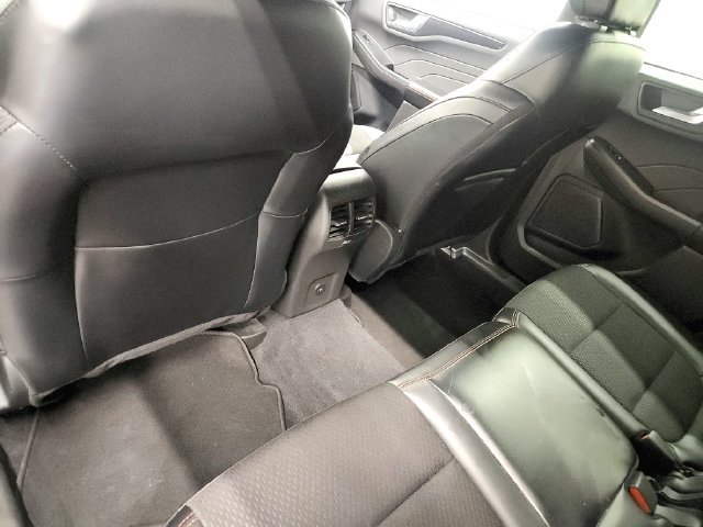 Used 2025 Ford Escape ST-Line FWD image 19