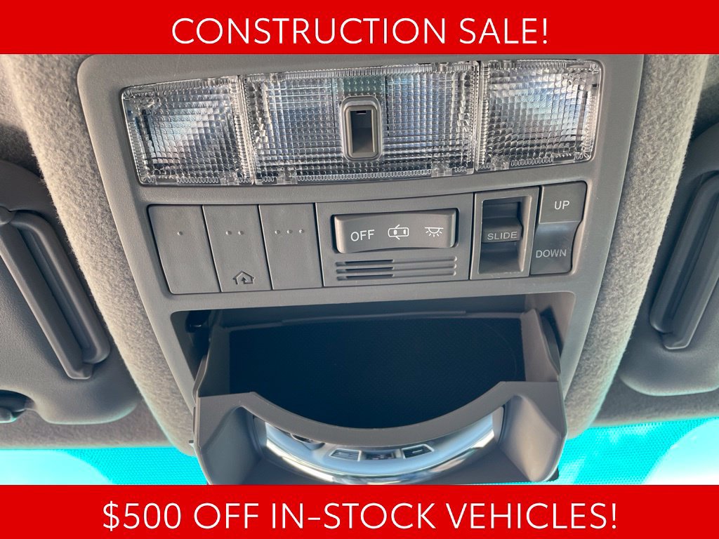 Used 2012 Toyota Highlander Limited w/ Tow Pkg AWD/4WD image 26