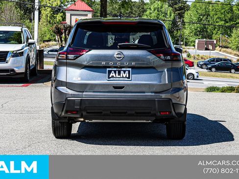 Used 2026 Nissan Rogue SV w/ Cold Weather Package FWD image 13