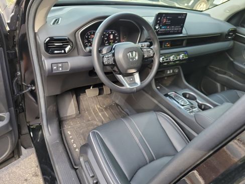 Certified 2025 Honda Pilot Elite image 25