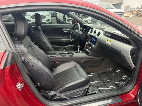 Used 2016 Ford Mustang GT Premium RWD image 13